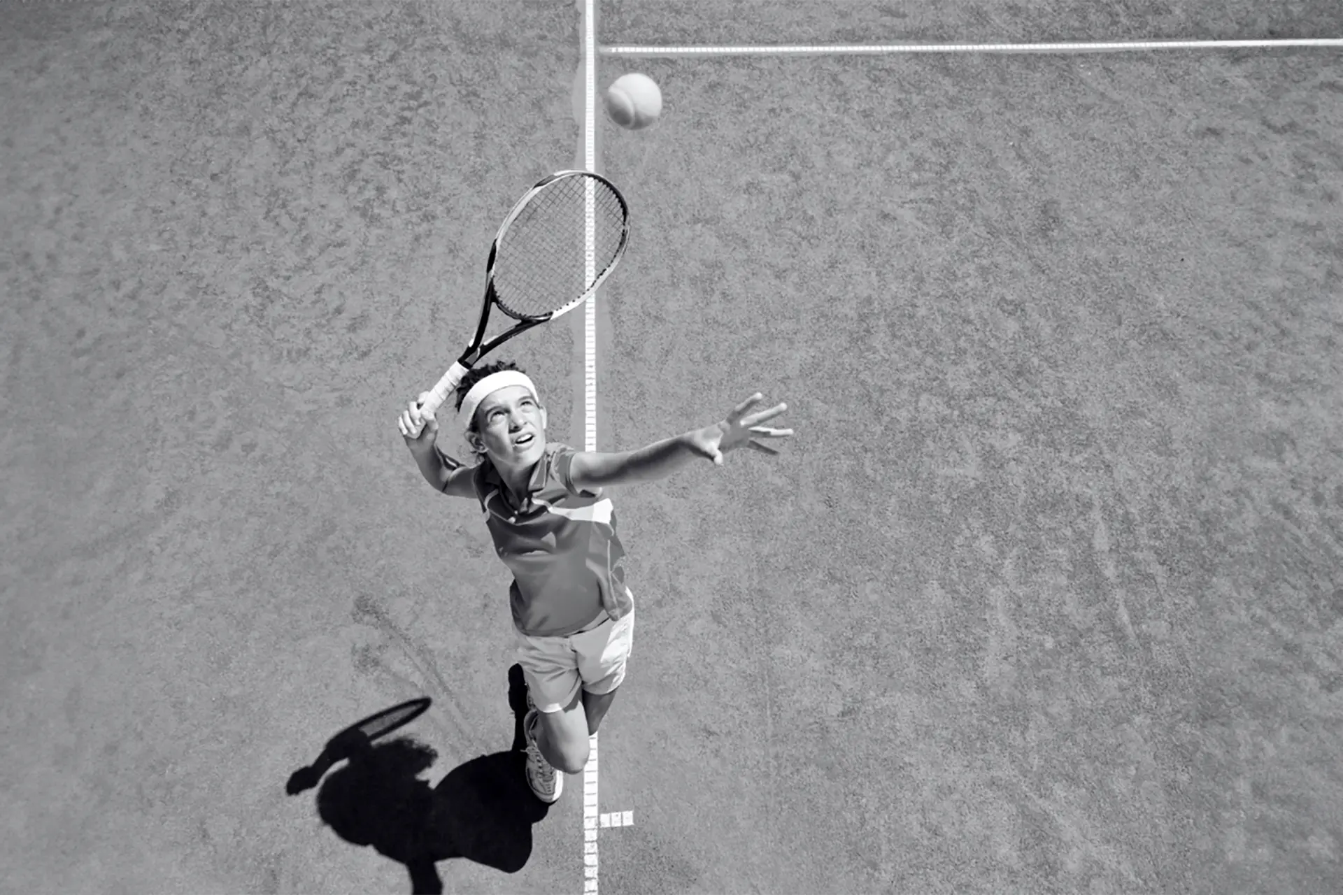 Bimécanique au top du service au tennis